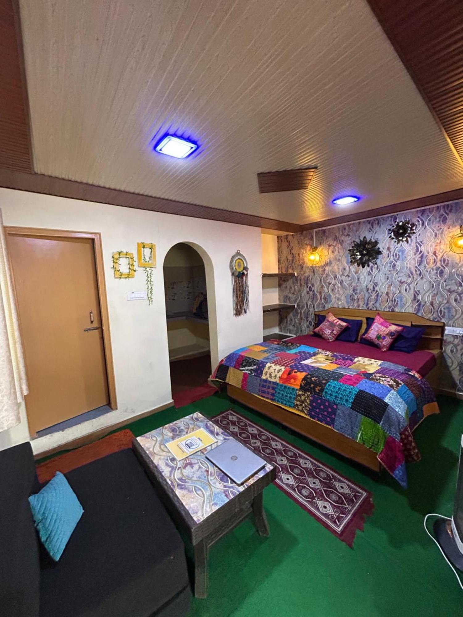 Harsil Laxmi Narayan Homestay-Harshil מראה חיצוני תמונה