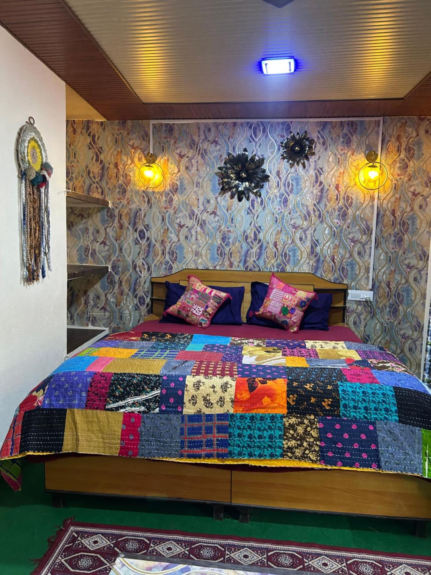Harsil Laxmi Narayan Homestay-Harshil מראה חיצוני תמונה